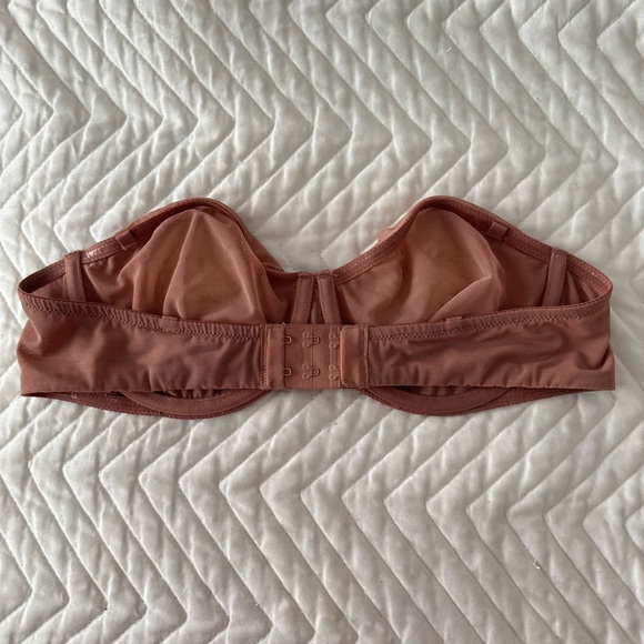 Skims Ultra Fine Mesh Unlined Strapless Bra Bronze 38A - Picture 2 of 5